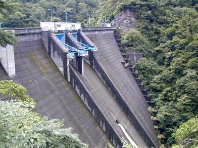 �Ґ�_���E�݂���