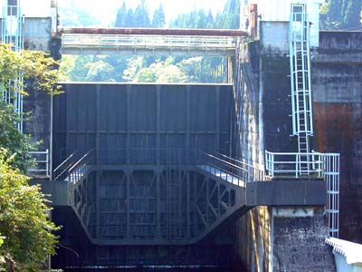 ���W�A���Q�[�g