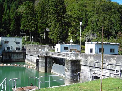 �E�ݏ㗬�����猩�����