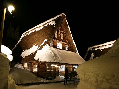 ���������W��