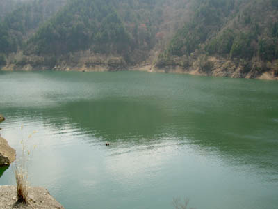 ダム湖は、高根乗鞍湖