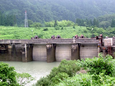 ラジアルゲート3門