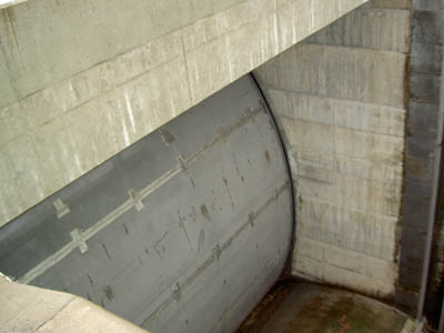 ���W�A���Q�[�g���㗬�����猩��