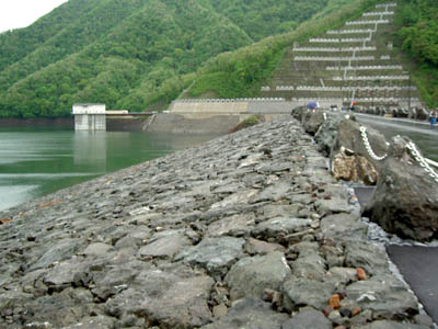 �E�݂����̏㗬��������