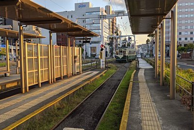 高知駅前停留場ホーム