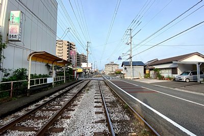 ����z�[���̓y�C���g�d��