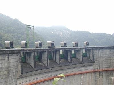 ���[���[�Q�[�g