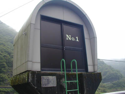 ��1���[���[�Q�[�g���쎺