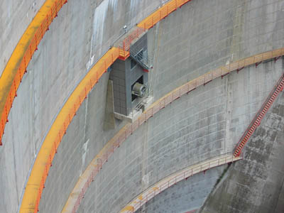 �n�E�G���o���K�[�o���u