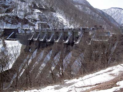 椿原ダム全景