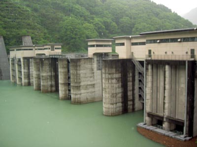 �؂₩�ȃQ�[�g�Q