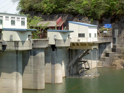 �I���搅�ݔ�