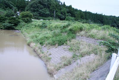 ��̏㗬�����E�݂��猩��