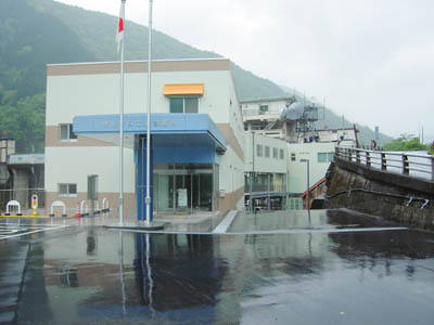 �H��������